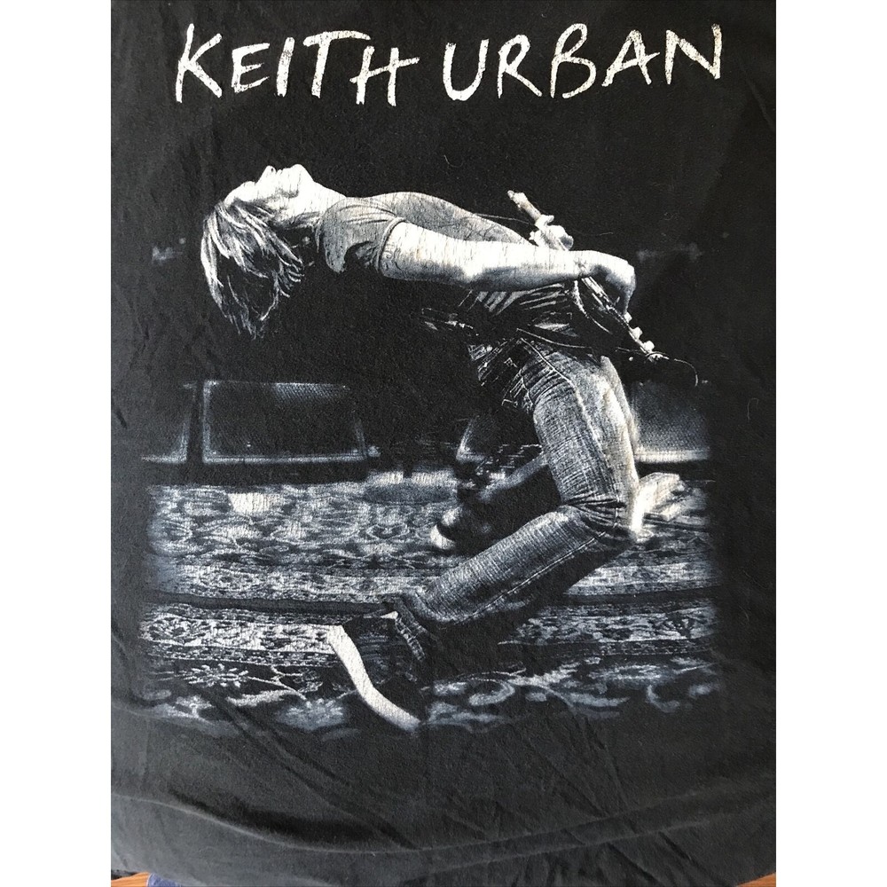 KEITH URBAN T Shirt Men Large Black Country Music GET CLOSER TOUR Concert 2011